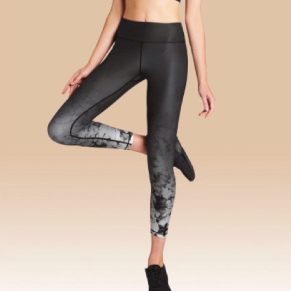 Women's Black and Gray Ombre Leggings